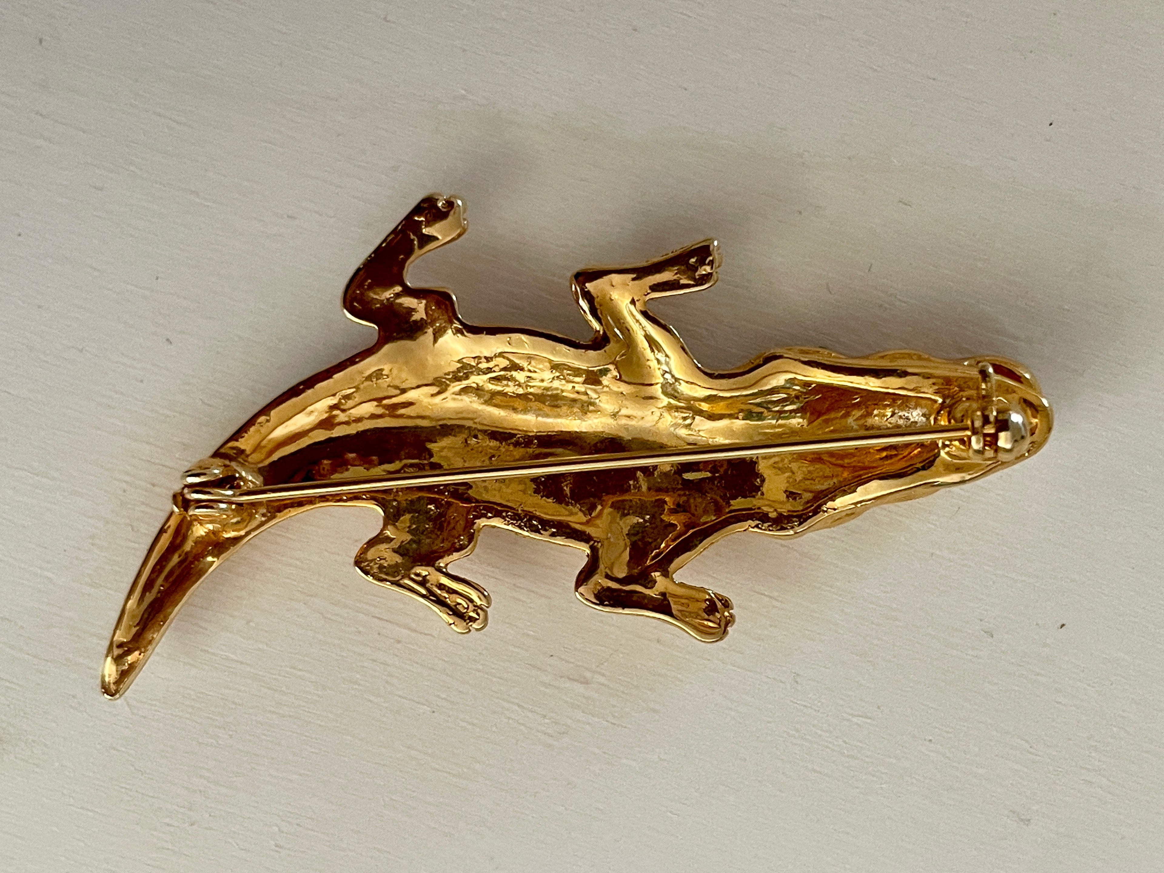 Green-eyed Alligator Brooch Small