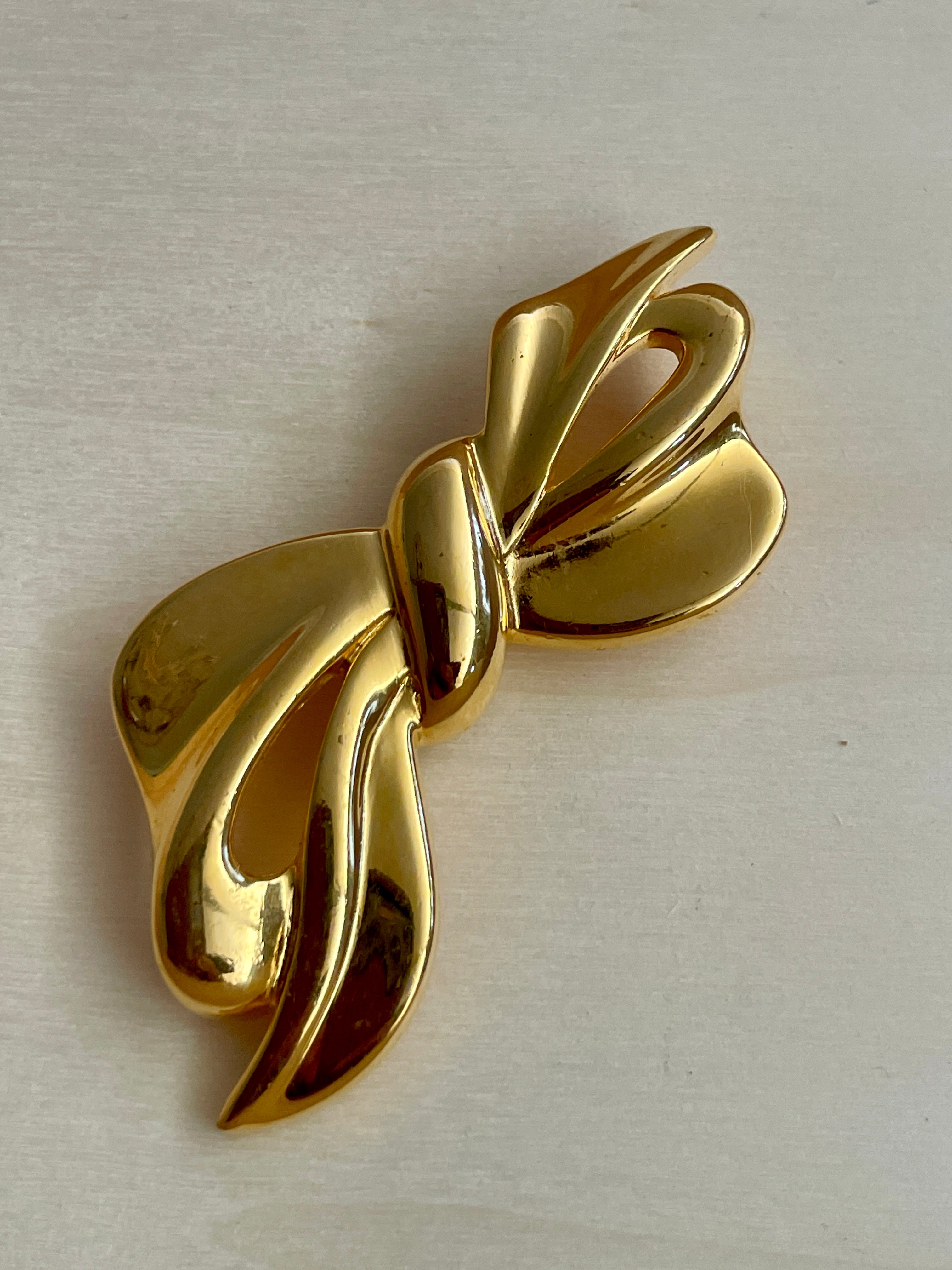 Gold Bow Brooch
