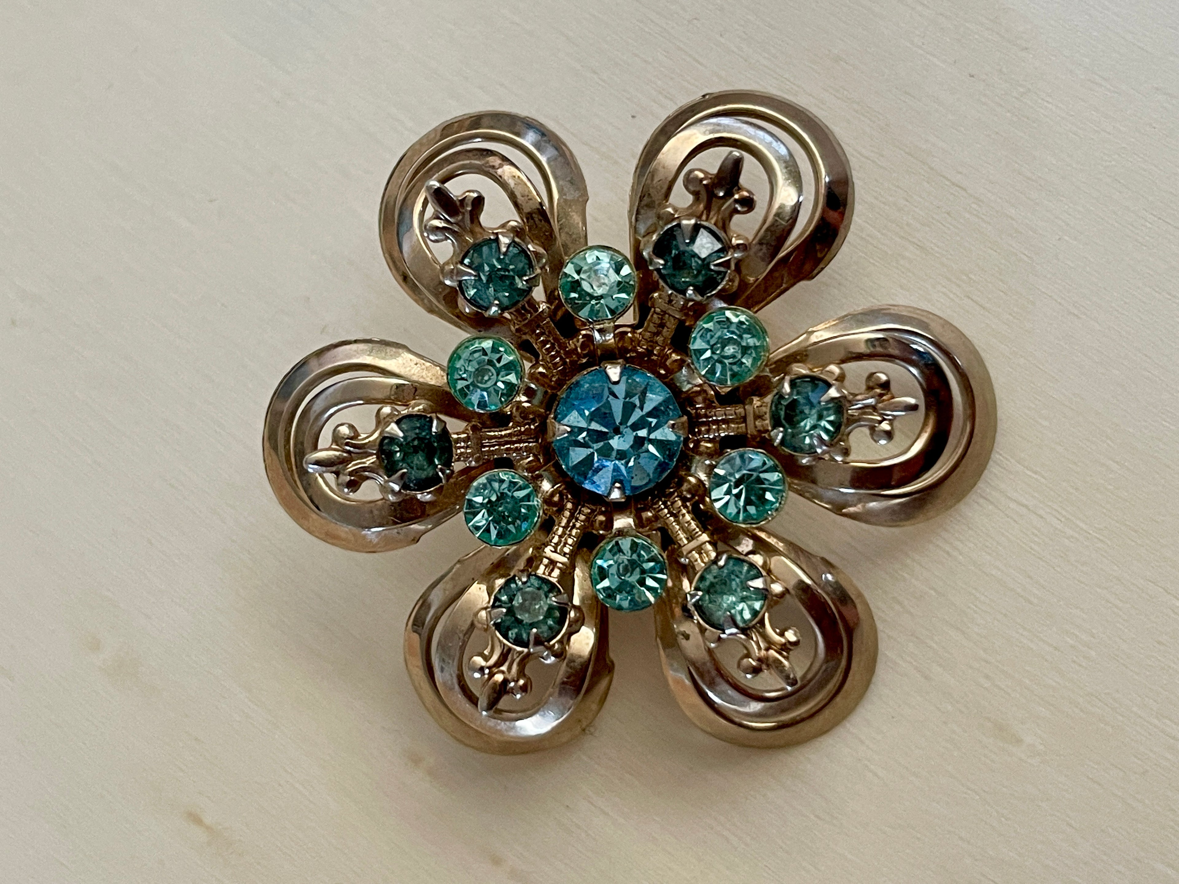 Floral Silvertone & Aquamarine Rhinestone Brooch