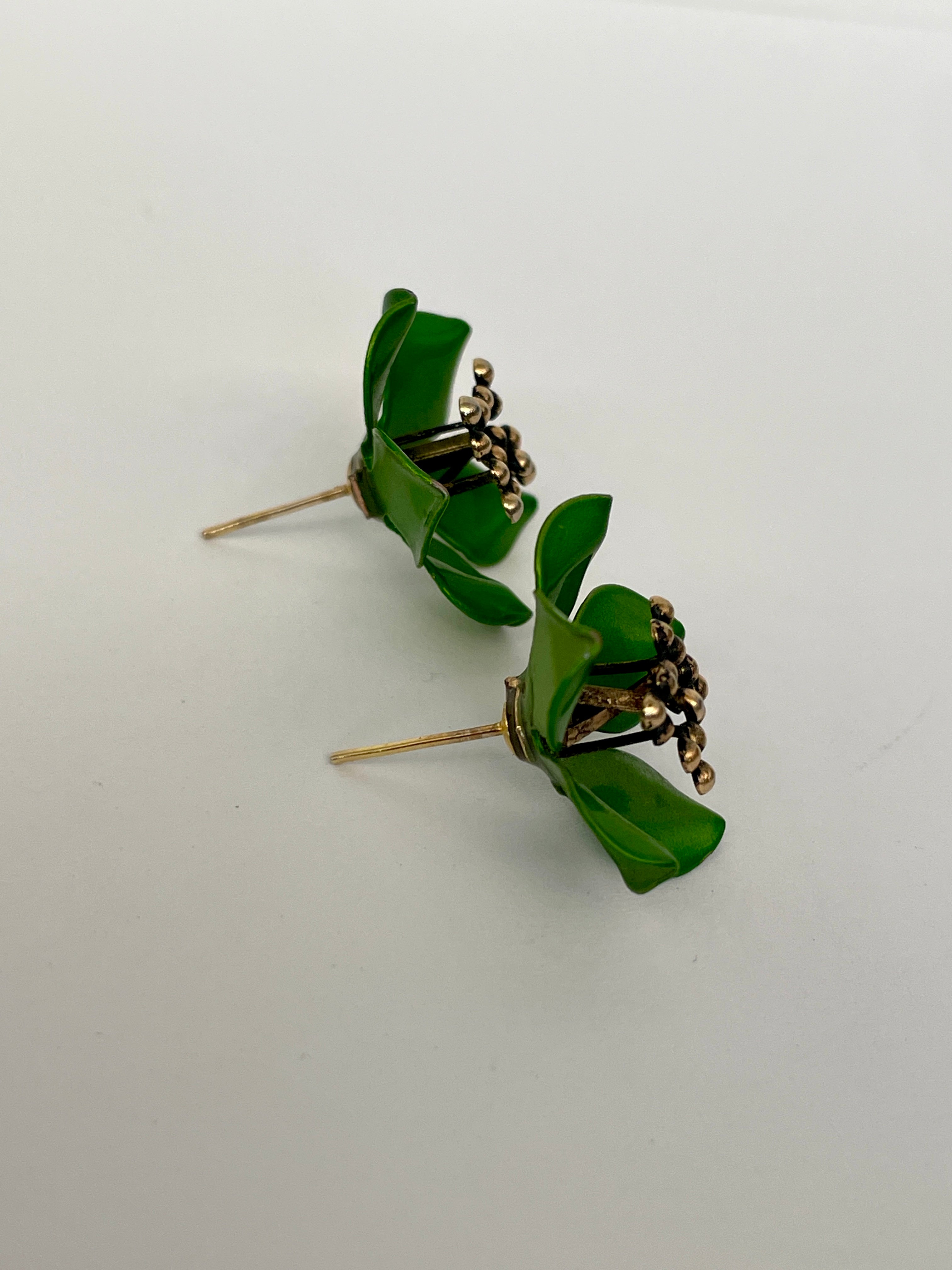 3D Vintage Flower Studs