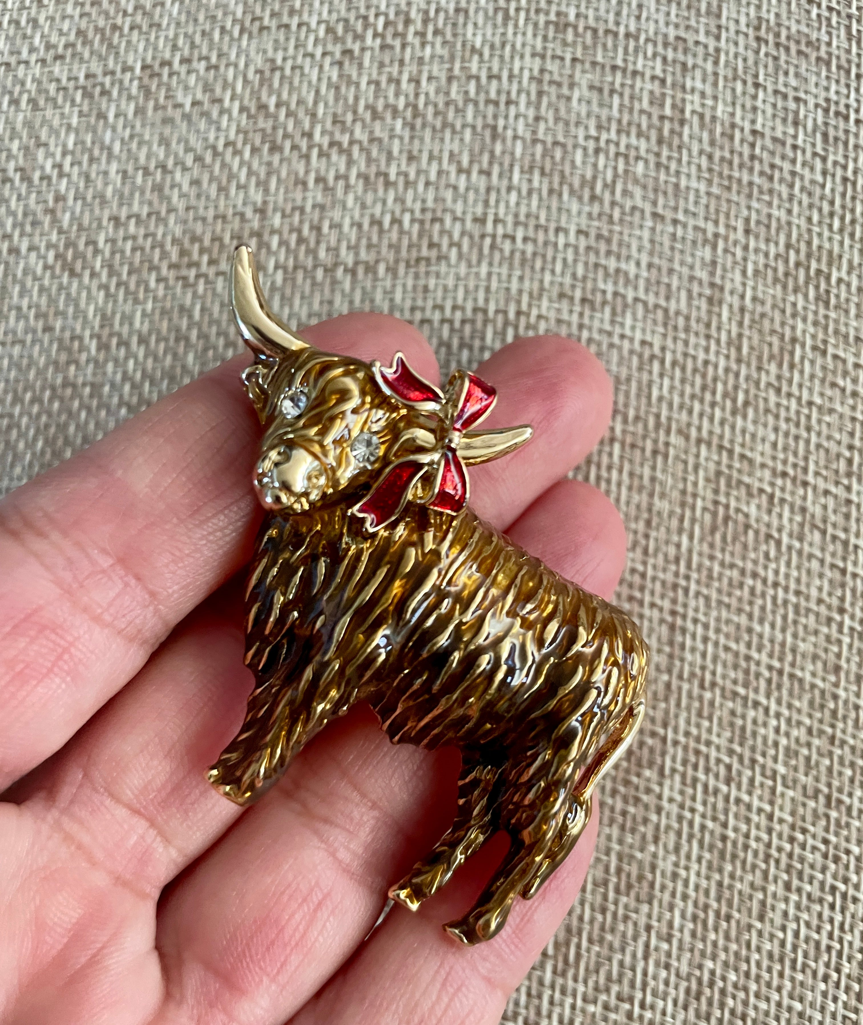 Highland Cow Steer Brooch