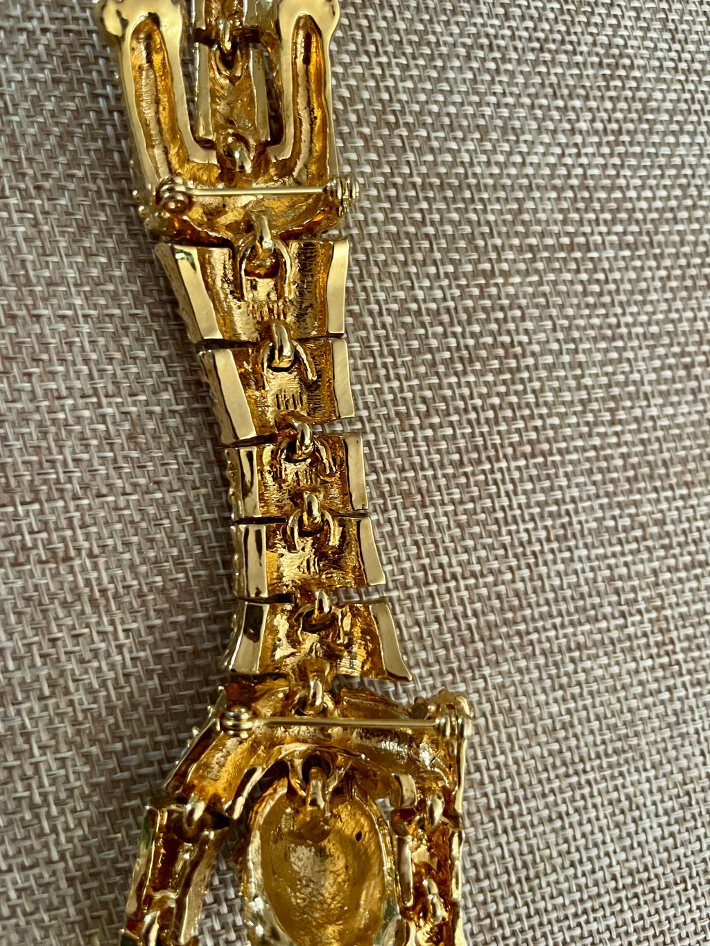Vintage Tiger Shoulder Brooch