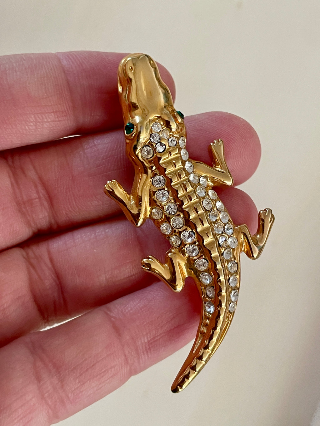 Green-eyed Alligator Brooch Small