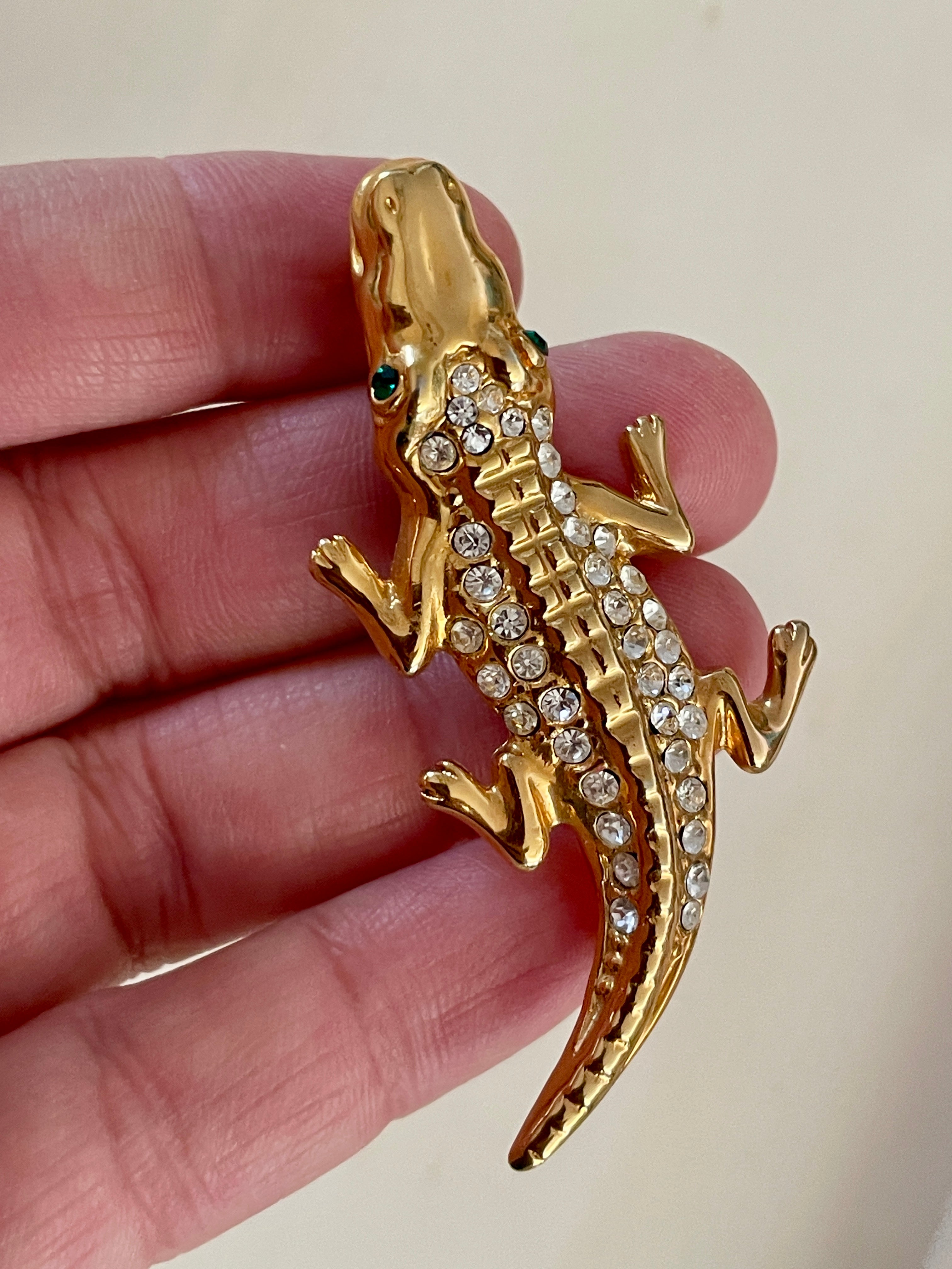 Green-eyed Alligator Brooch Small