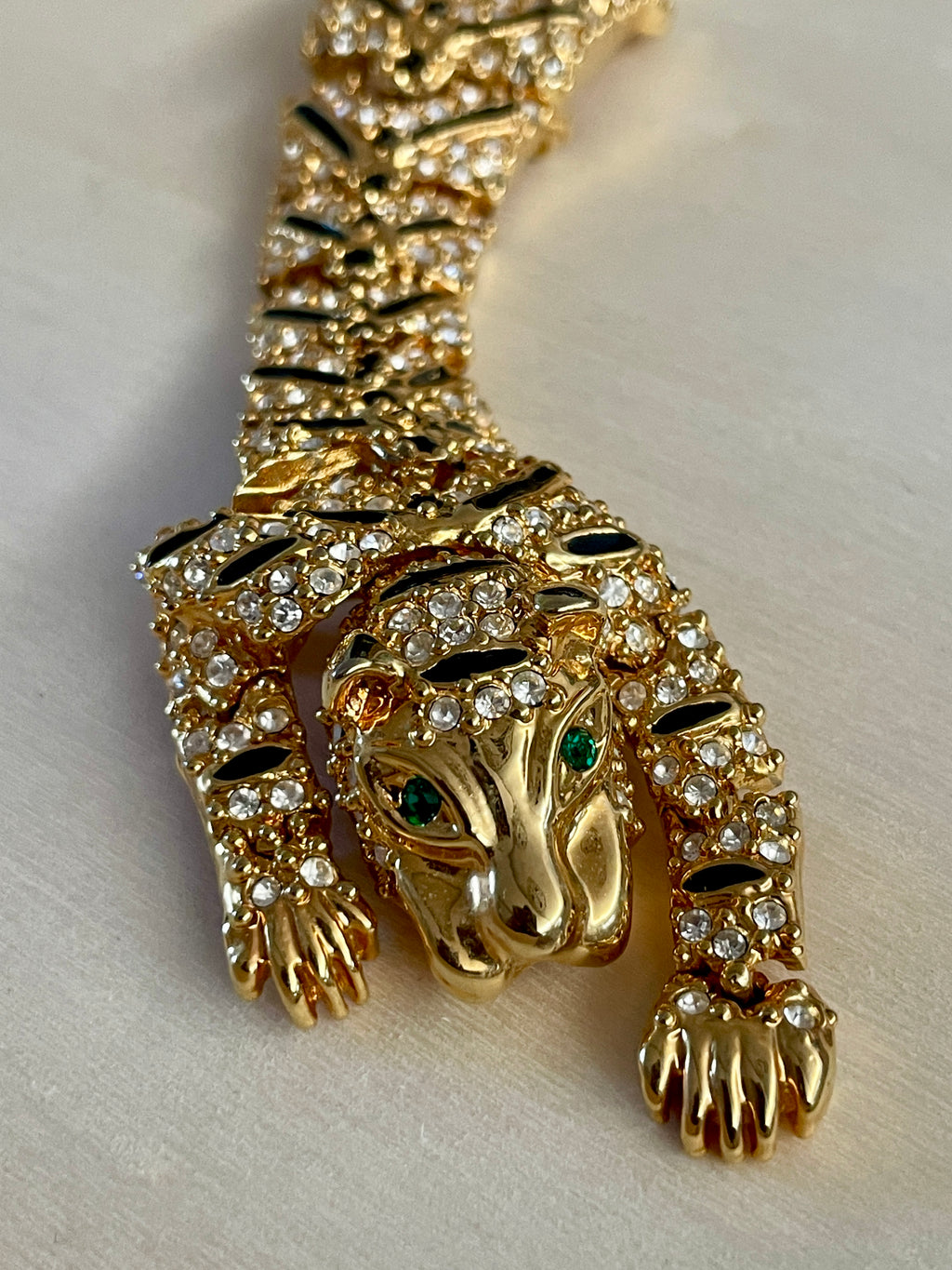 Vintage Tiger Shoulder Brooch